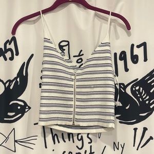 NWT🥰Kendall & Kylie white striped crop top